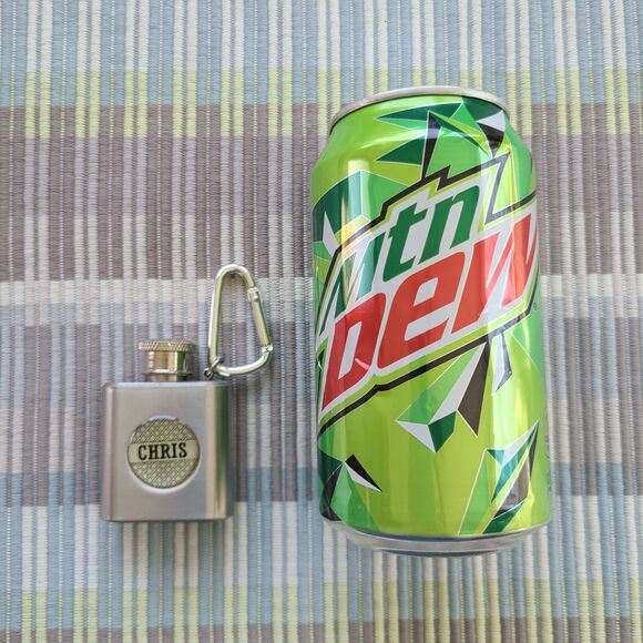 NWOT Personalized "CHRIS" Mini Novelty Flask Keychain Carabiner Clip Screw Cap - Picture 2 of 9
